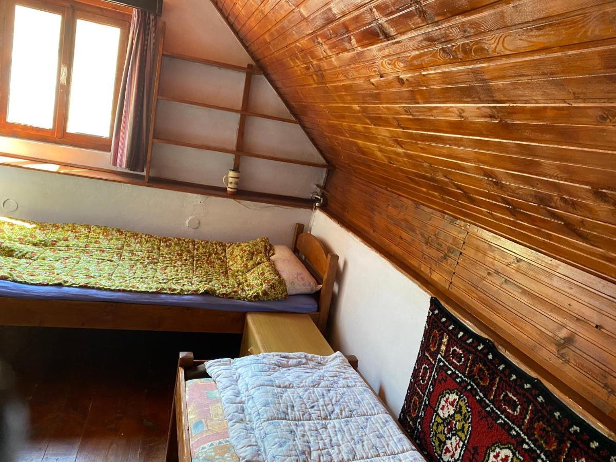 Sziklakert - Életöröm Vendégház Rimetea Esterno foto