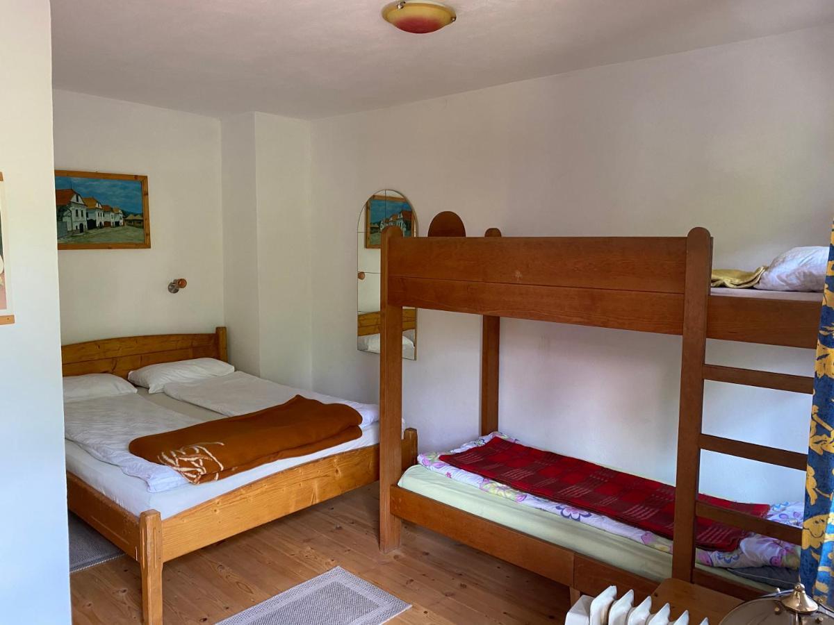 Sziklakert - Életöröm Vendégház Rimetea Esterno foto