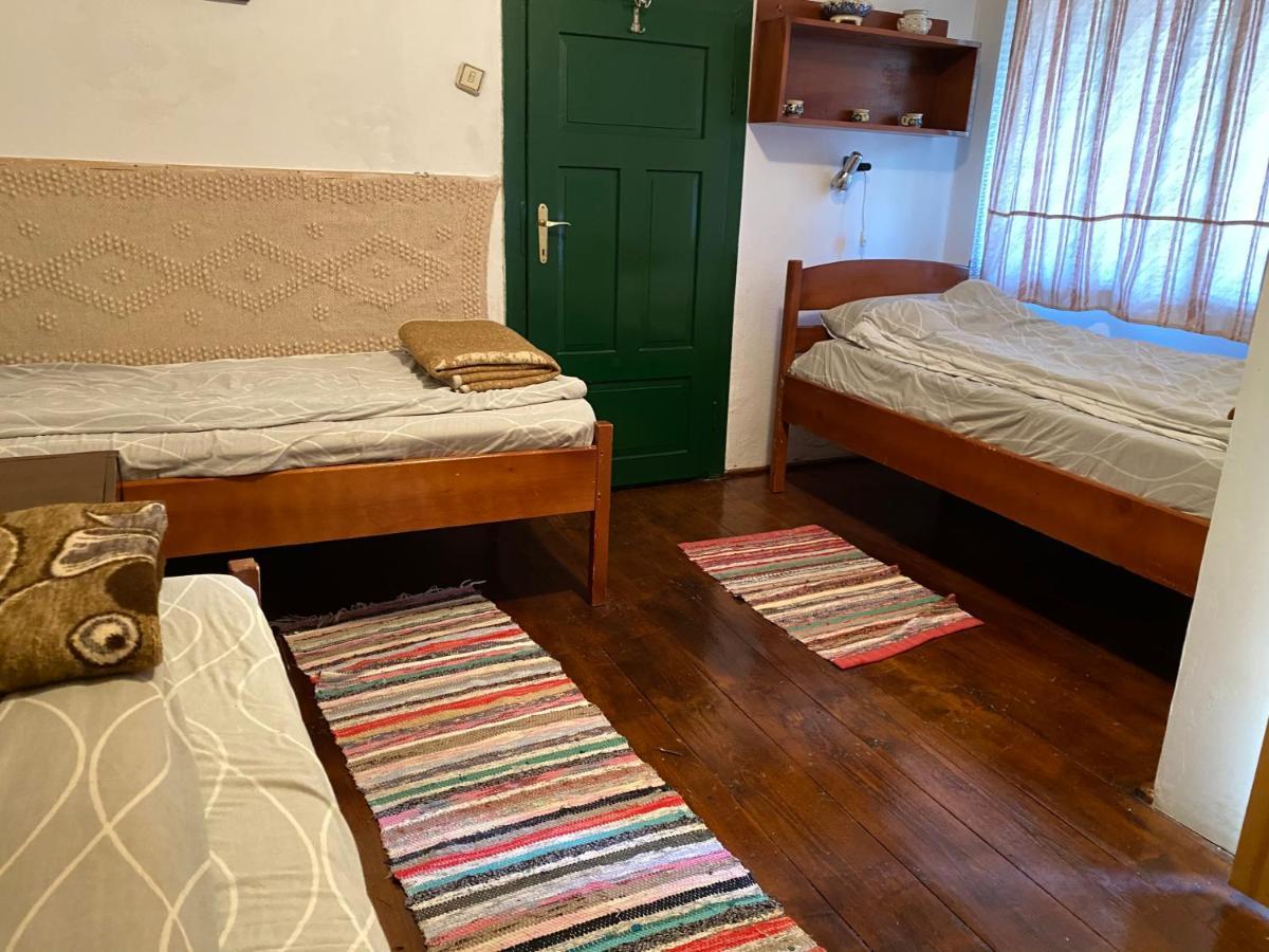 Sziklakert - Életöröm Vendégház Rimetea Esterno foto