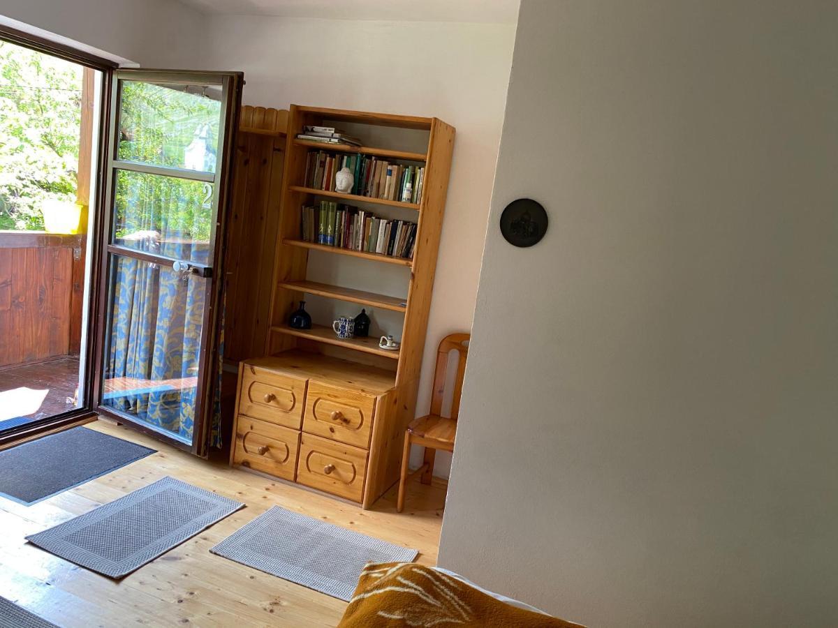 Sziklakert - Életöröm Vendégház Rimetea Esterno foto