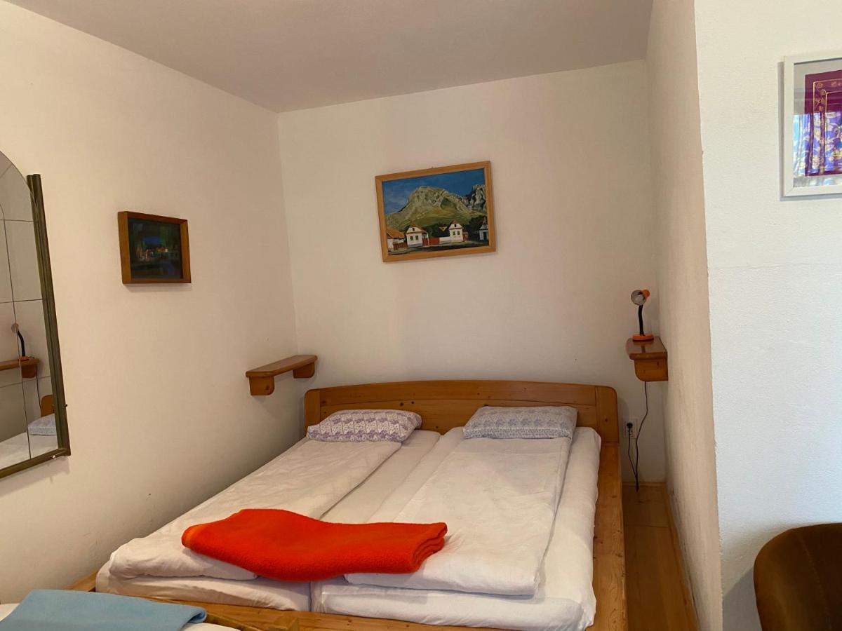 Sziklakert - Életöröm Vendégház Rimetea Esterno foto
