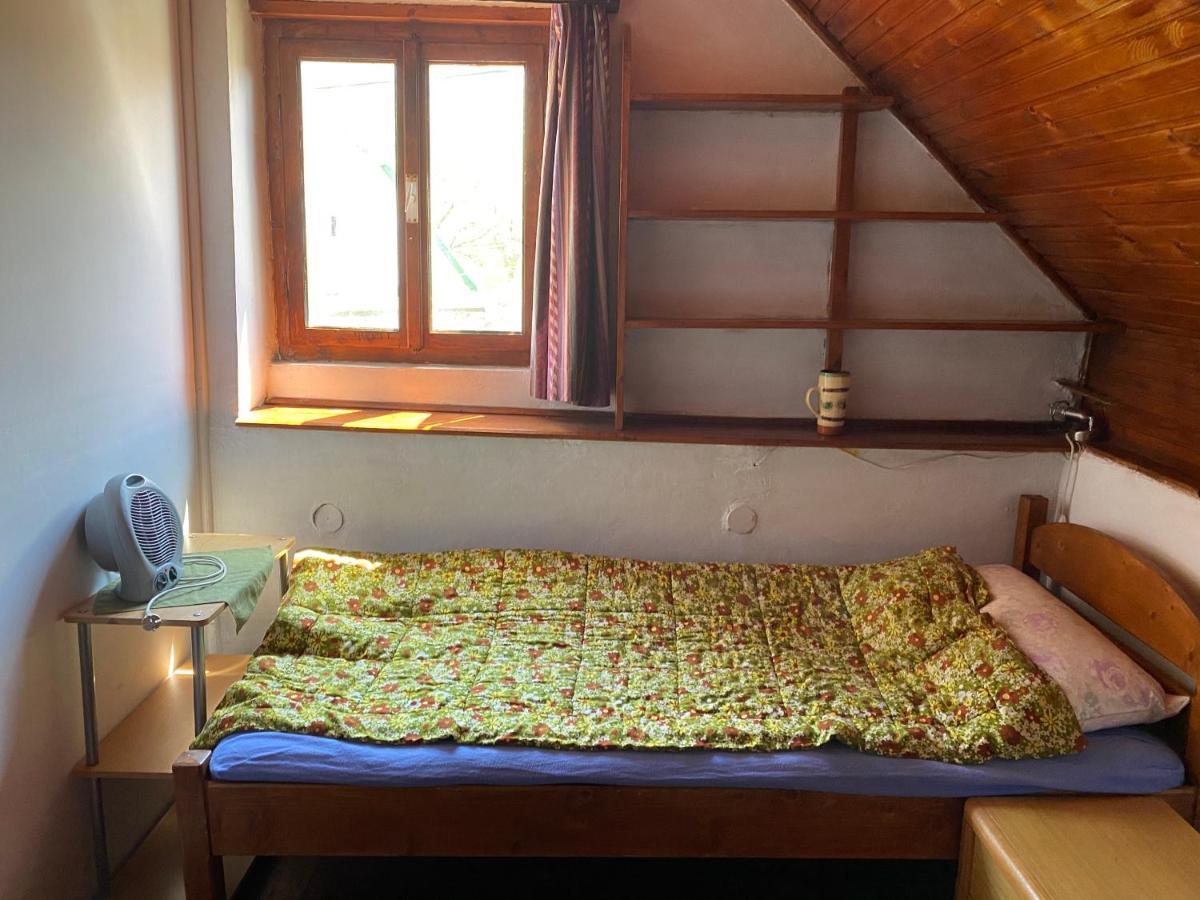 Sziklakert - Életöröm Vendégház Rimetea Esterno foto