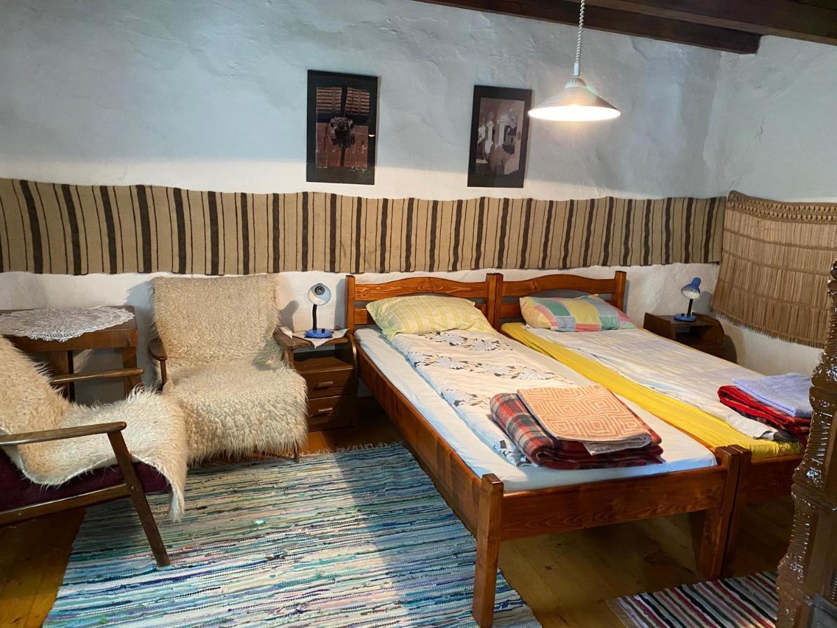 Sziklakert - Életöröm Vendégház Rimetea Esterno foto